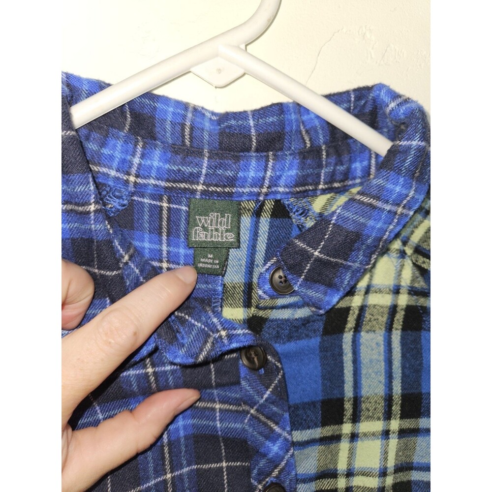 Wild Fable Women's Two-Tone Colorblocking Plaid Flannel Shirt, Size M